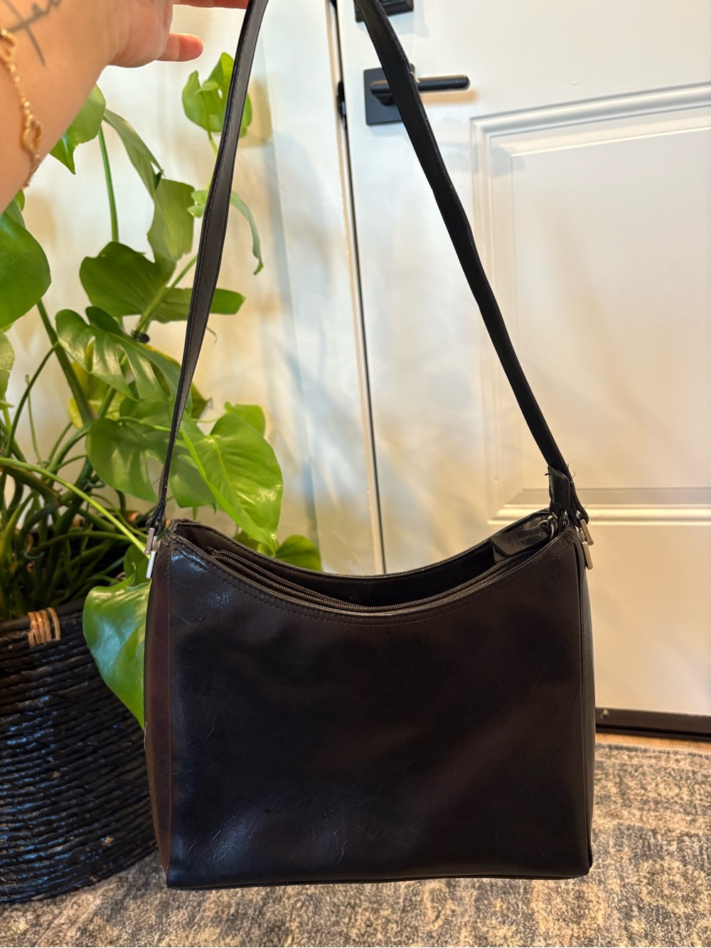 Liz Claiborne Y2K Black Shoulder Bag